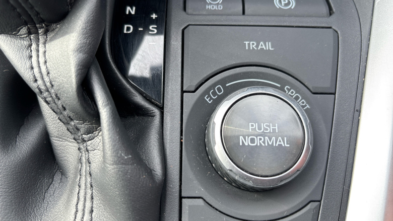 Toyota RAV4 2.5 VVT-i Hybrid Dynamic 5dr CVT Hybrid Estate